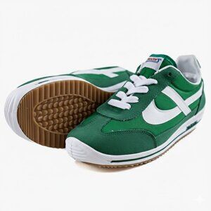 NIB Panam White Green Low Top Sneakers Size 11 Mens Suede Retro Classic Trainers